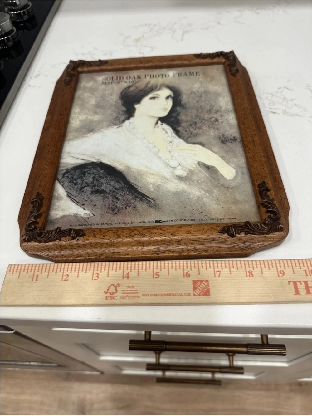 Vintage Wood Frame With Corner Embellishments Wood Back Holds An 8” X 10” Pic